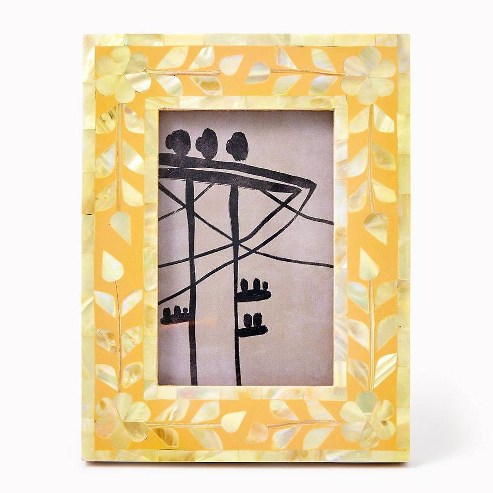 Yellow Shell Patterned Frame